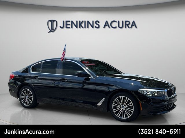 2019 BMW 5 Series 530i