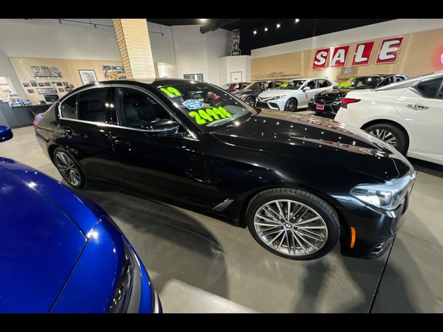 2019 BMW 5 Series 530i