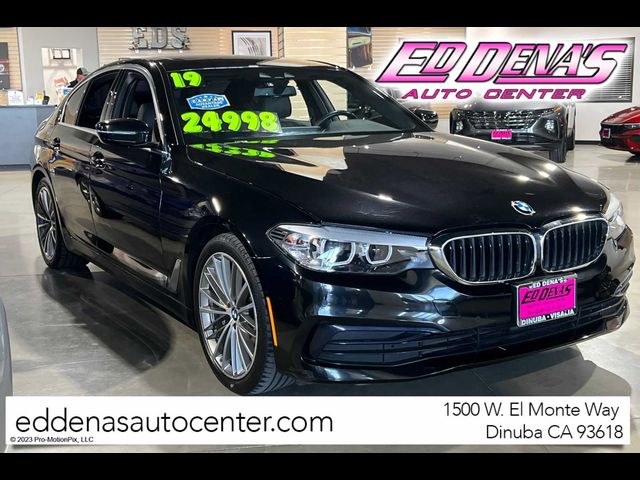 2019 BMW 5 Series 530i