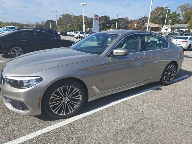 2019 BMW 5 Series 530i