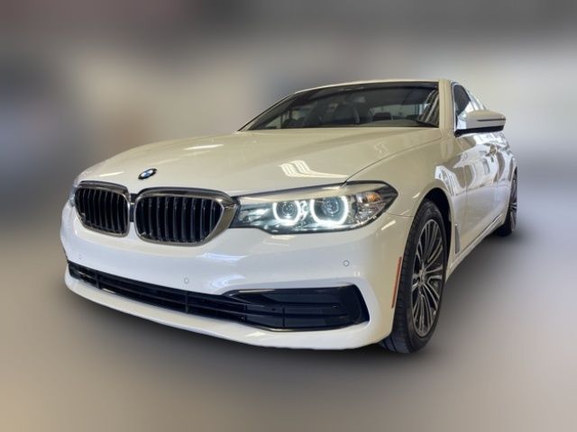 2019 BMW 5 Series 530i