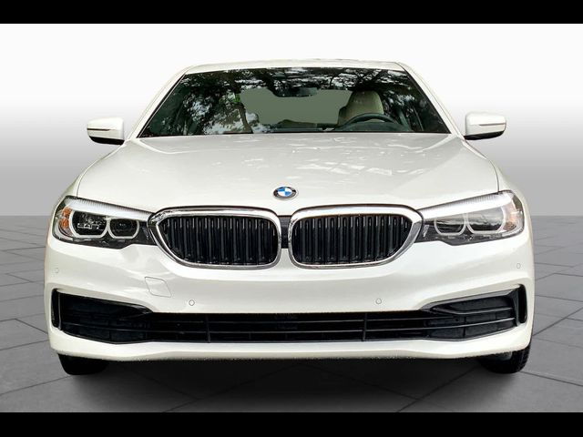 2019 BMW 5 Series 530i