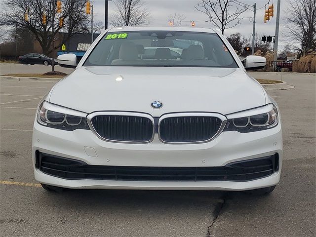 2019 BMW 5 Series 530i