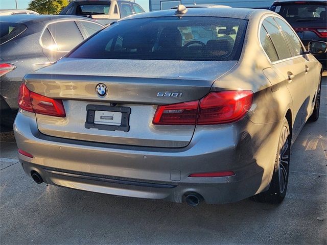 2019 BMW 5 Series 530i