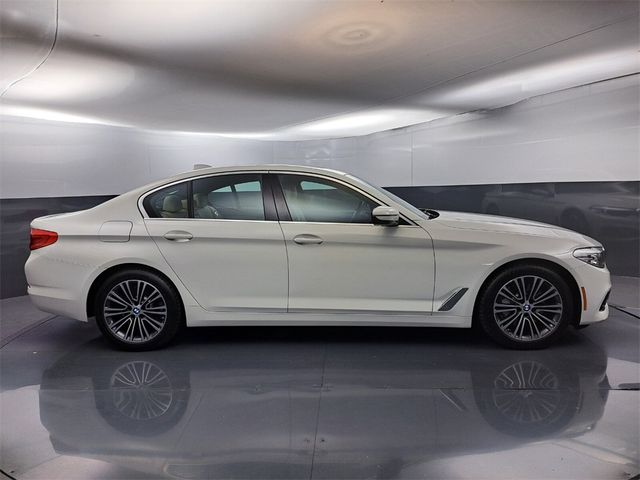 2019 BMW 5 Series 530i