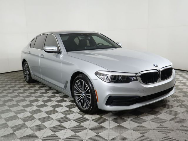 2019 BMW 5 Series 530i