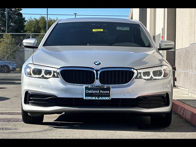 2019 BMW 5 Series 530i