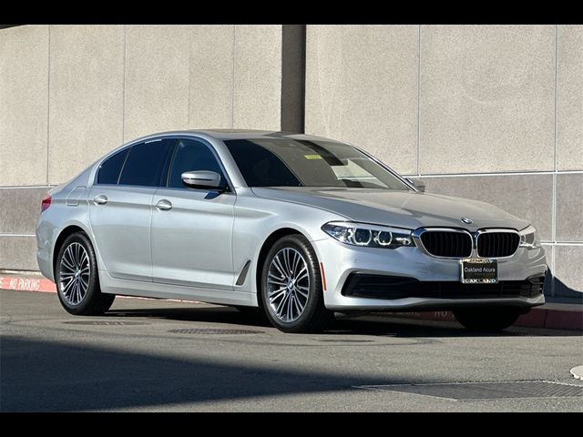 2019 BMW 5 Series 530i