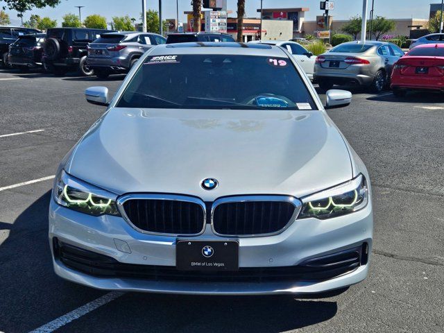 2019 BMW 5 Series 530i