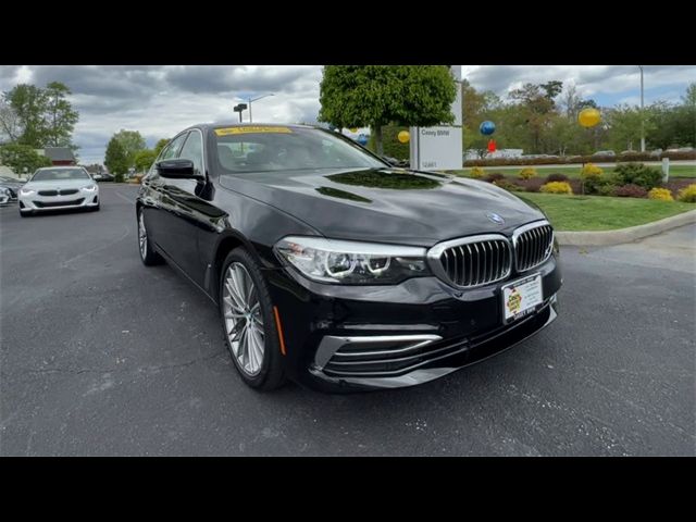 2019 BMW 5 Series 530i