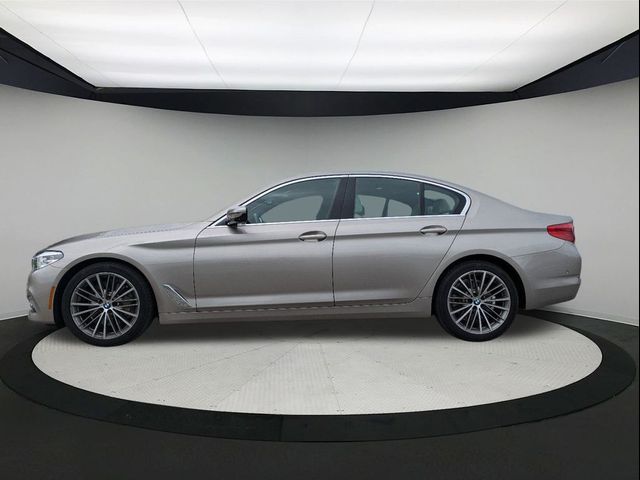 2019 BMW 5 Series 530i