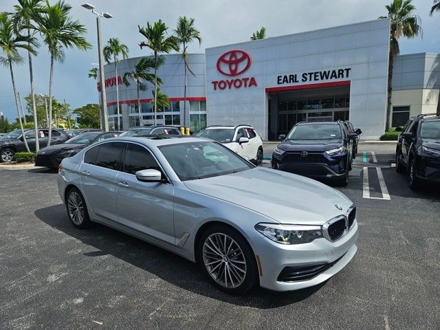 2019 BMW 5 Series 530i