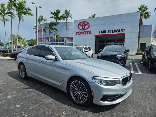 2019 BMW 5 Series 530i