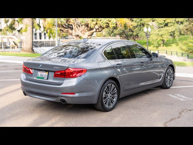 2019 BMW 5 Series 530i