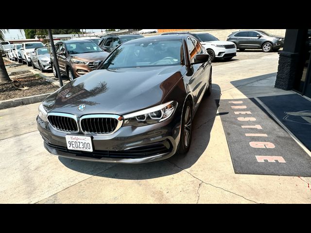 2019 BMW 5 Series 530i