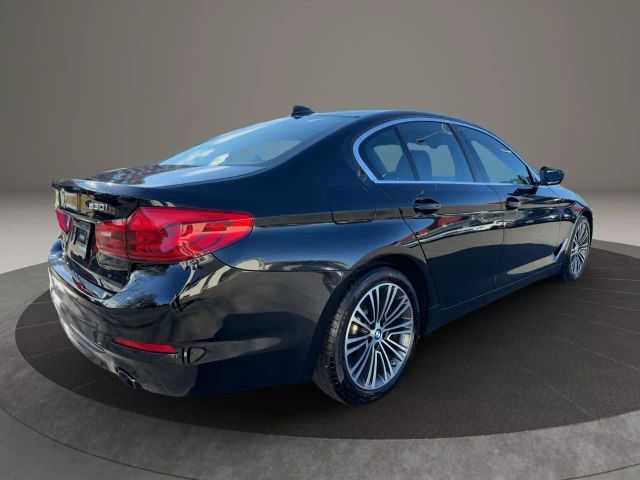 2019 BMW 5 Series 530i