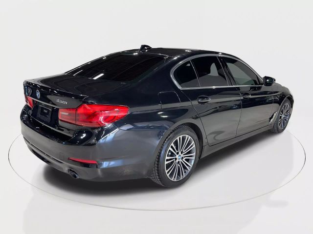2019 BMW 5 Series 530i