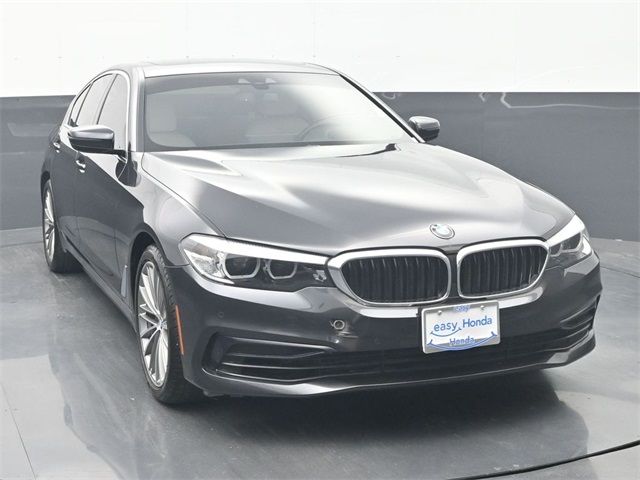 2019 BMW 5 Series 540i