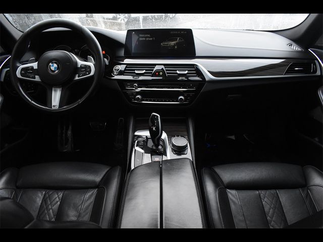 2019 BMW 5 Series 540i