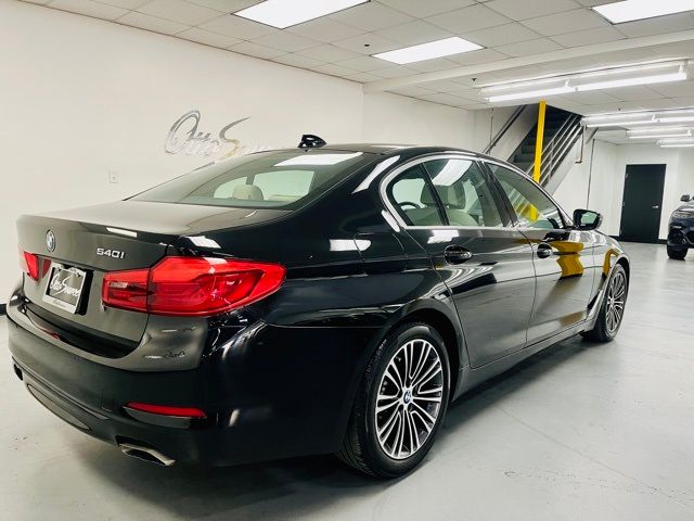 2019 BMW 5 Series 540i