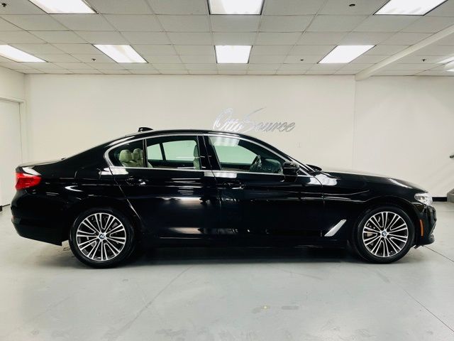 2019 BMW 5 Series 540i