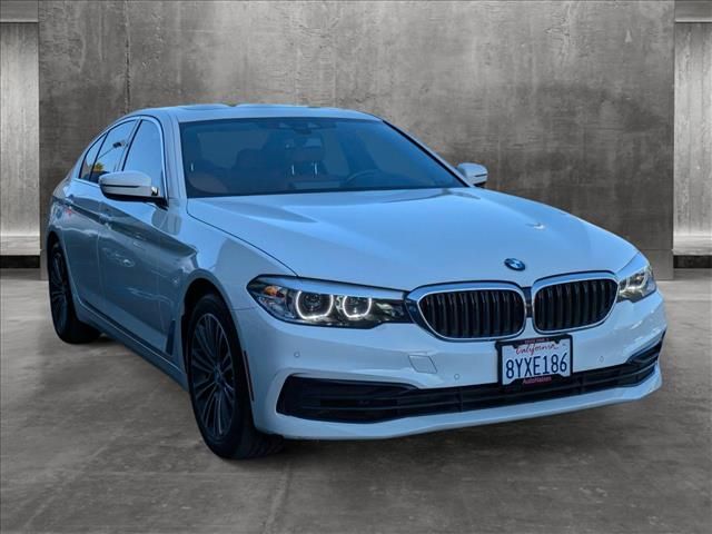 2019 BMW 5 Series 540i