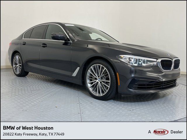 2019 BMW 5 Series 540i