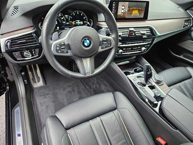 2019 BMW 5 Series 540i