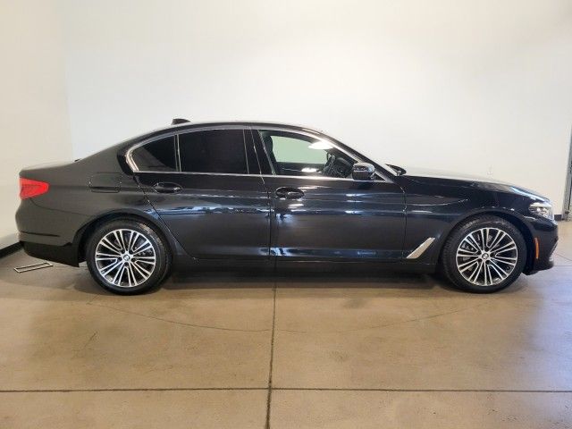 2019 BMW 5 Series 540i