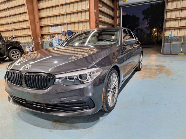 2019 BMW 5 Series 540i