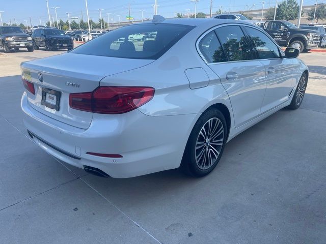 2019 BMW 5 Series 540i