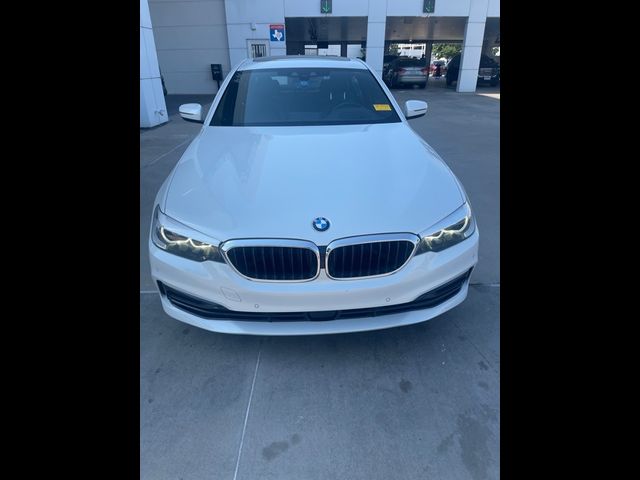 2019 BMW 5 Series 540i