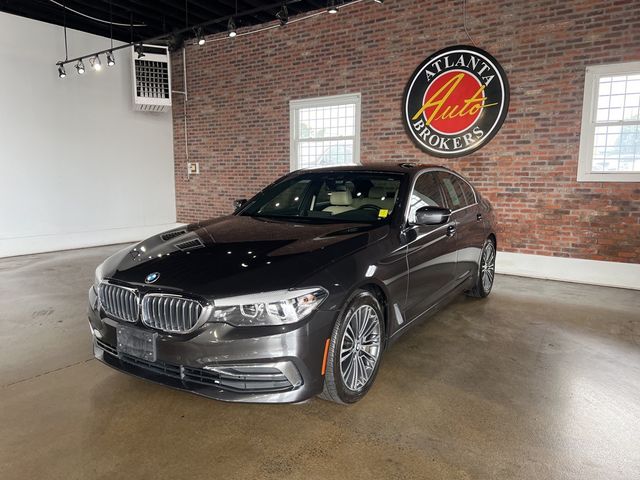 2019 BMW 5 Series 540i