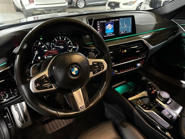 2019 BMW 5 Series 540i