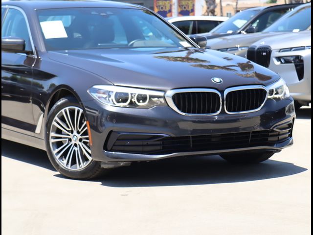 2019 BMW 5 Series 530i