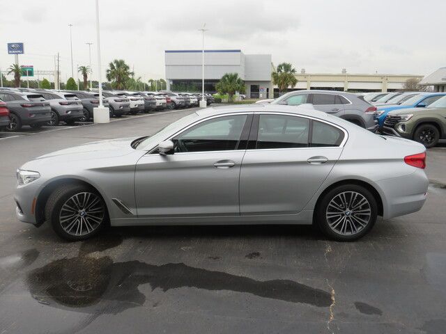 2019 BMW 5 Series 530i