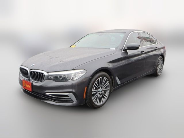 2019 BMW 5 Series 540i