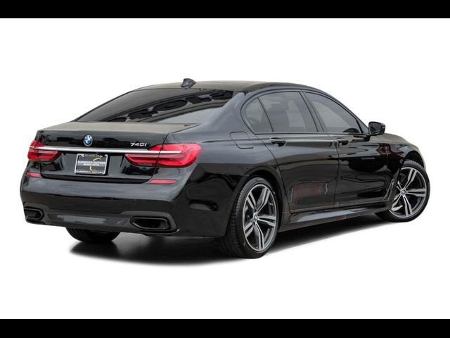 2019 BMW 7 Series 740i