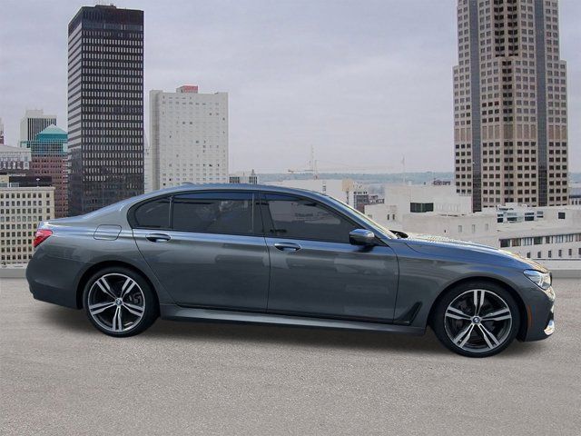 2019 BMW 7 Series 740i