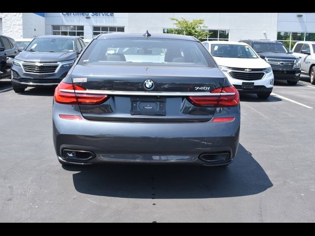 2019 BMW 7 Series 740i