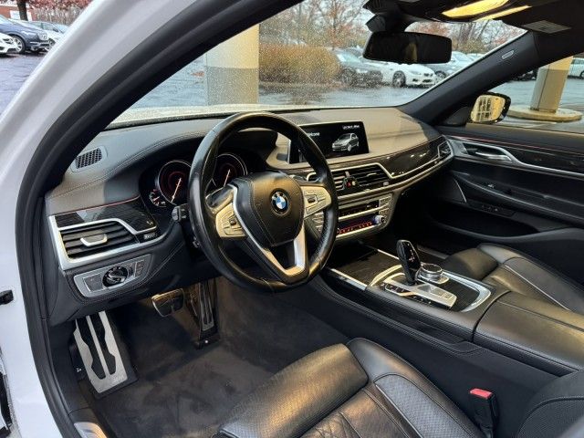 2019 BMW 7 Series 750i