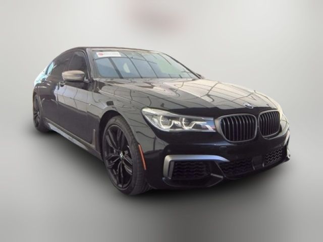 2019 BMW 7 Series M760i xDrive