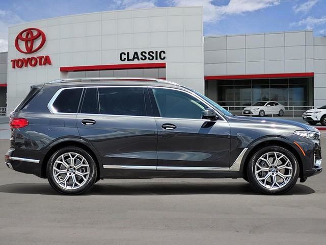 2019 BMW X7 xDrive40i