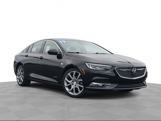 2019 Buick Regal Sportback Avenir