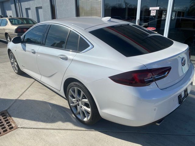 2019 Buick Regal Sportback Avenir