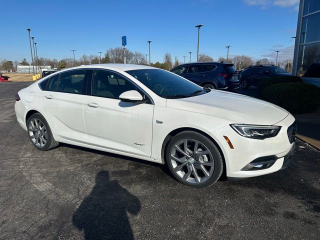 2019 Buick Regal Sportback Avenir