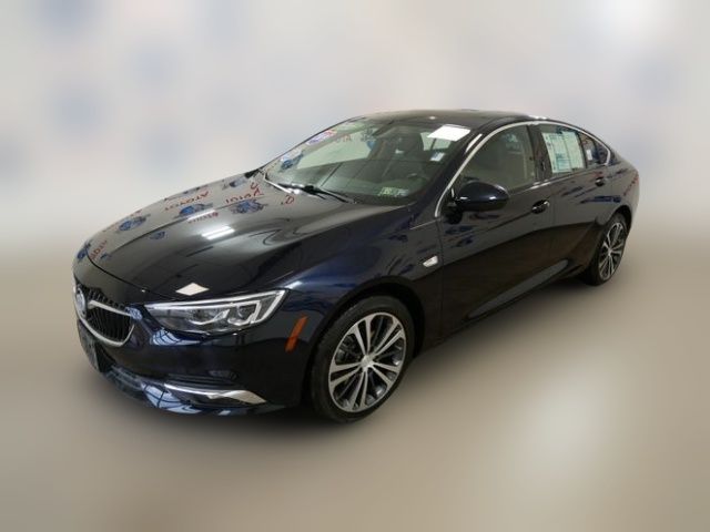 2019 Buick Regal Sportback Essence