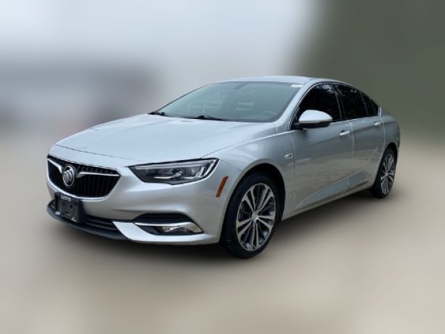 2019 Buick Regal Sportback Essence