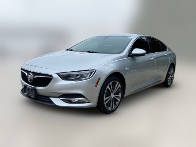 2019 Buick Regal Sportback Essence