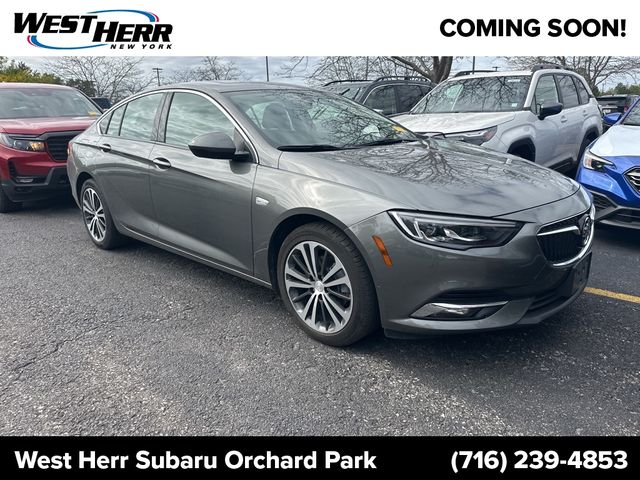 2019 Buick Regal Sportback Essence